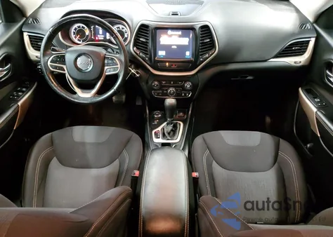 2017 Jeep Cherokee Latitude z USA, uszkodzony, nr VIN 1C4PJMCB9HW635016